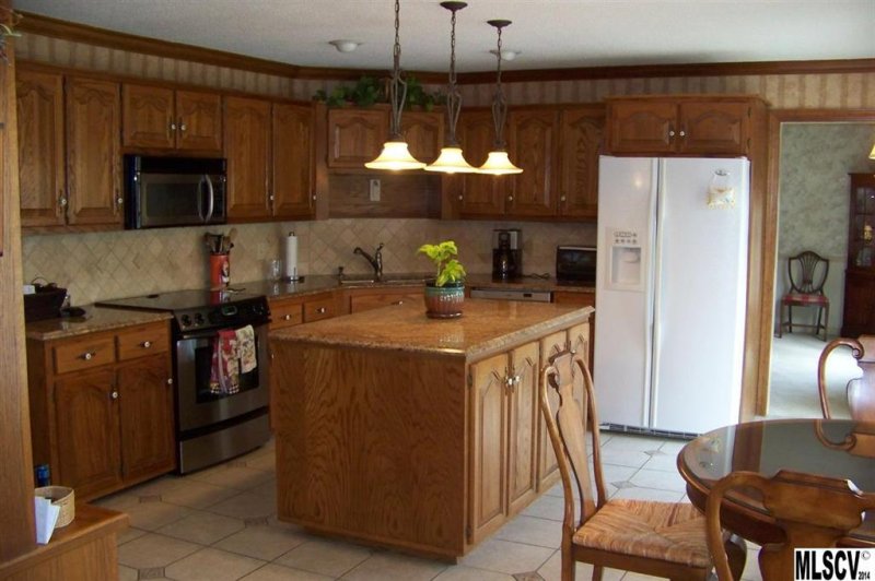 Property image 3 at 1080 Rolling Green Drive, Newton, NC 28658