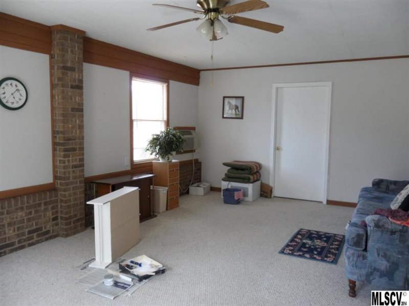 Property image 3 at 1307 32nd Street Court, Conover, NC 28613