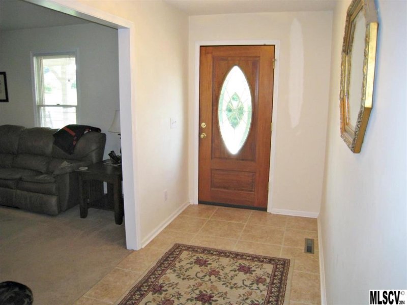 Property image 2 at 3271 Pine Leaf Drive, Maiden, NC 28650