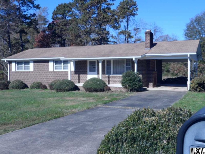 Property image 2 at 1513 36th Avenue Drive, Hickory, NC 28601