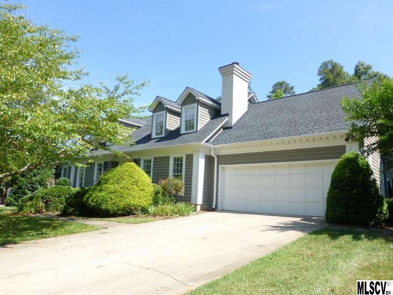 Property image 2 at 176 37th Avenue Place, Hickory, NC 28601