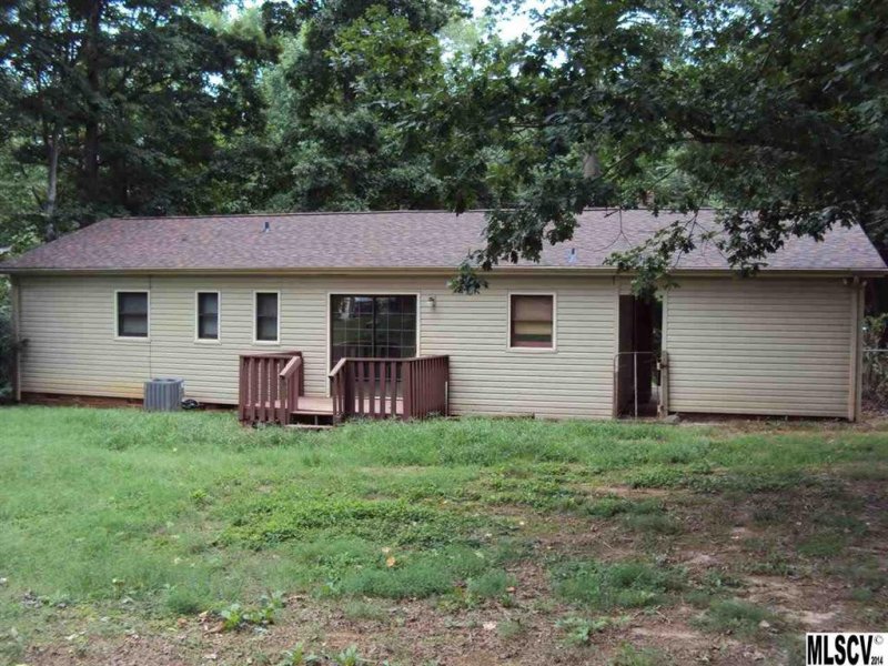 Property image 2 at 4542 Kings Court, Hickory, NC 28602