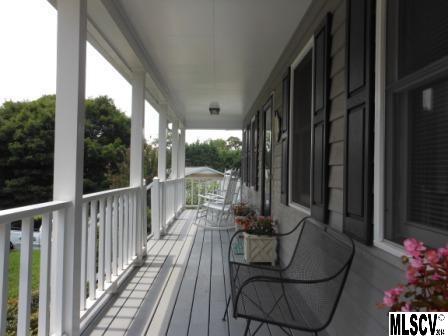 Property image 2 at 1327 36th Avenue, Hickory, NC 28601