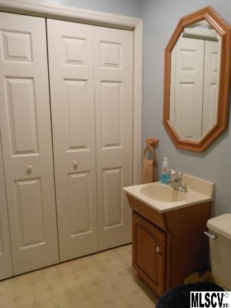 Property image 4 at 1327 36th Avenue, Hickory, NC 28601