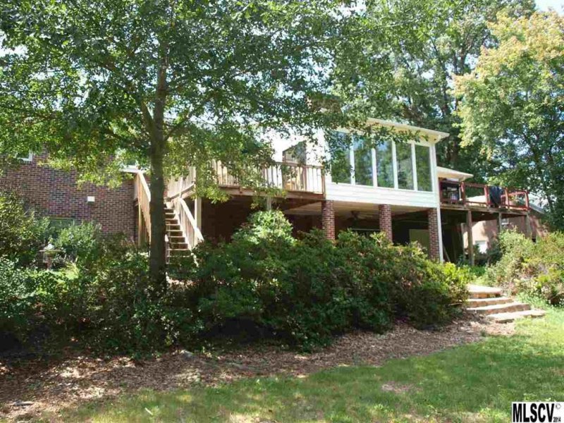 Property image 2 at 1315 33rd Avenue Drive, Hickory, NC 28601