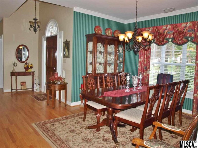 Property image 2 at 1512 35th Avenue, Hickory, NC 28601