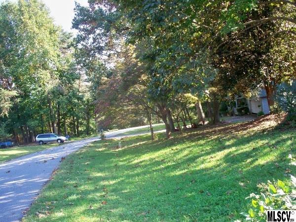 Property image 2 at 3471 Yorkland Drive, Hickory, NC 28601