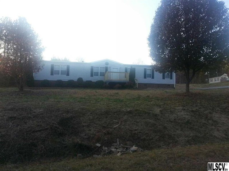 Property image 2 at 5301 Chasewood Court, Granite Falls, NC 28630