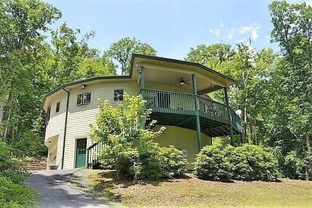 7711 Parks Mountain Drive