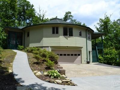 Property image 5 at 7711 Parks Mountain Drive, Newland, NC 28657