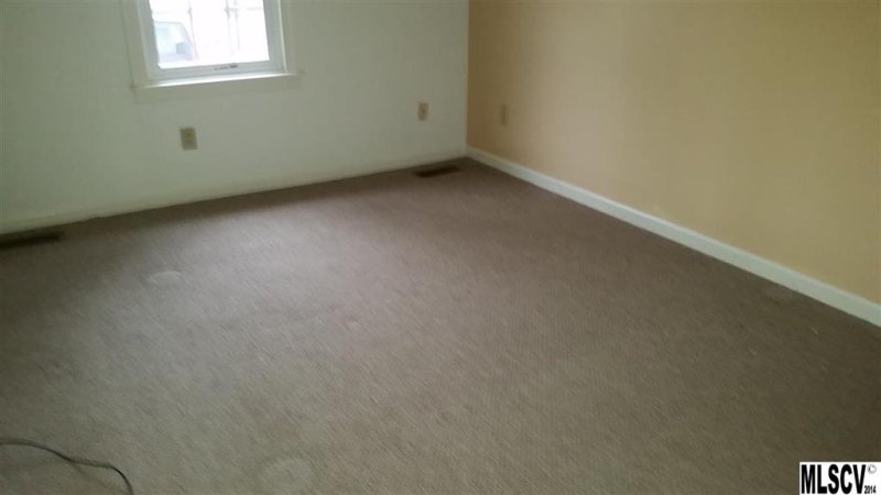 Property image 3 at 1223 31st St Place, Conover, NC 28613