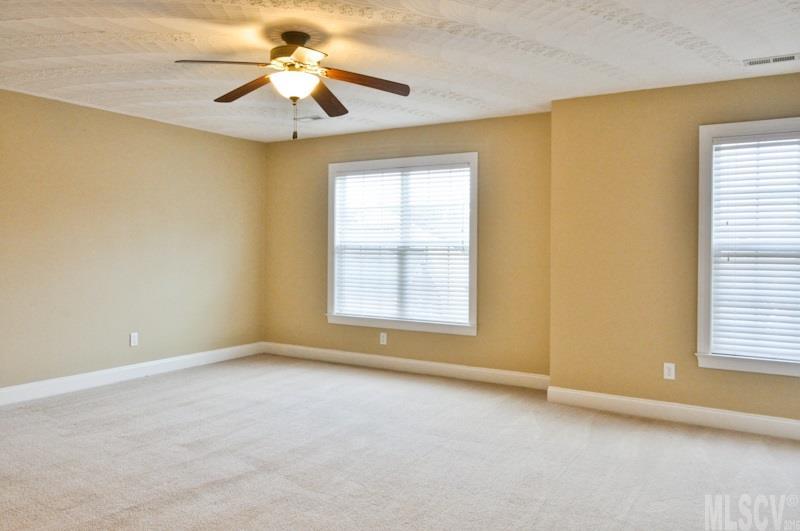 Property image 5 at 2020 Talbot Lane, Hickory, NC 28602