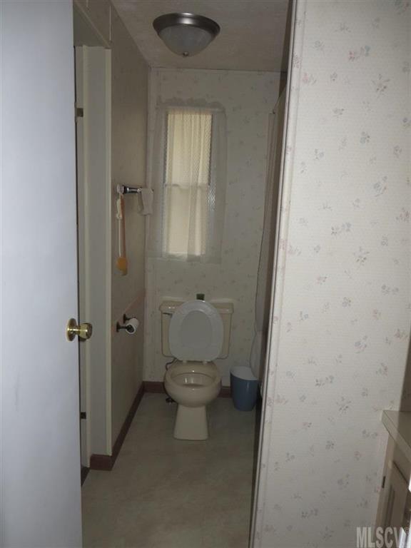 Property image 3 at 3429 Rock Creek Drive, Newton, NC 28658