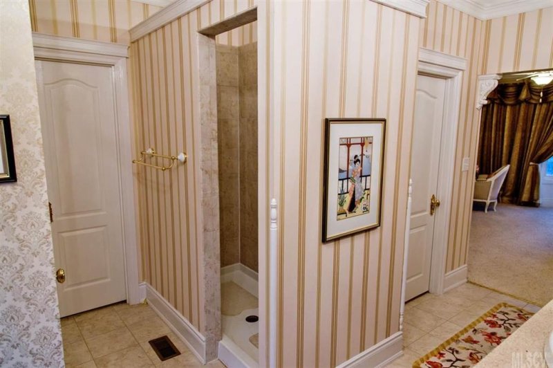 Property image 4 at 1364 Misty Lane, Hickory, NC 28601