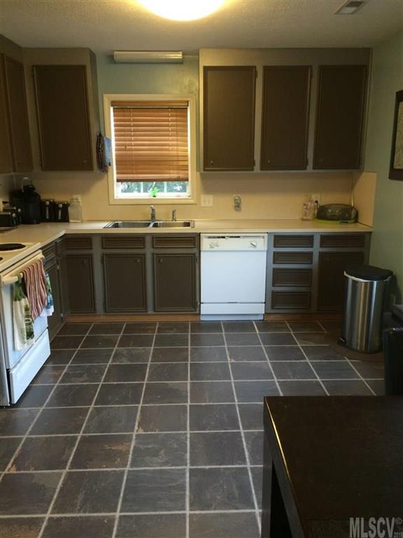 Property image 4 at 6481 Ridgeview Circle, Granite Falls, NC 28630