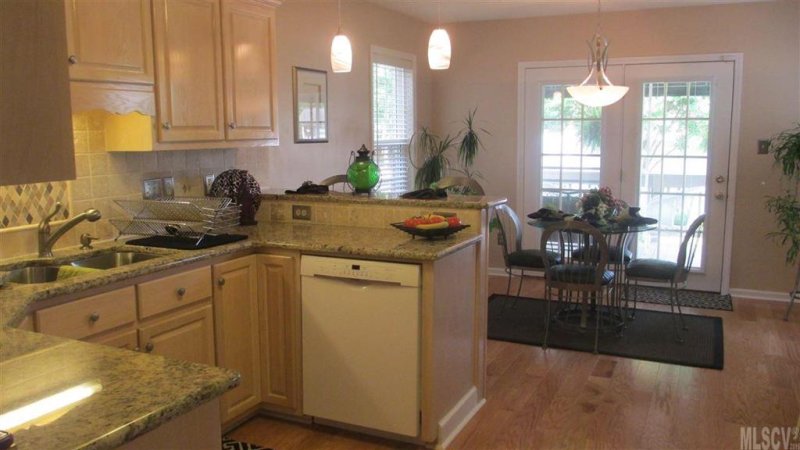 Property image 3 at 1537 34th Ave Lane, Hickory, NC 28601