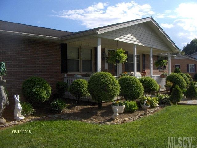 Property image 2 at 1504 36th Avenue, Hickory, NC 28601