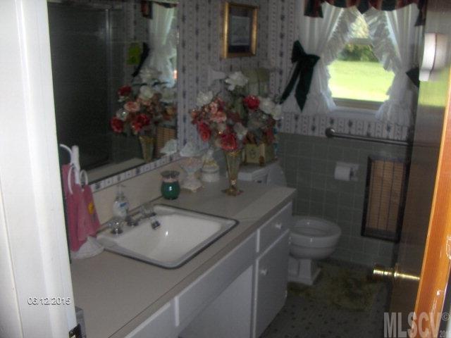 Property image 3 at 1504 36th Avenue, Hickory, NC 28601