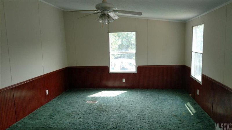 Property image 3 at 5427 Pembrooke Drive, Granite Falls, NC 28630