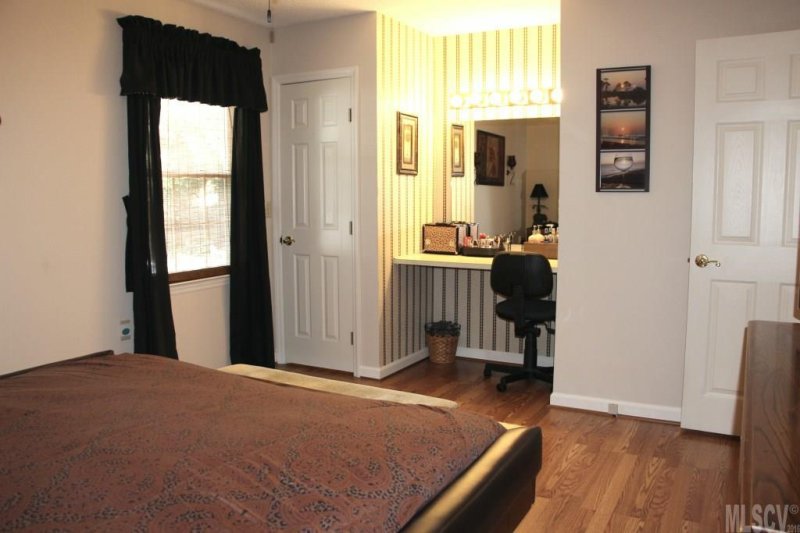 Property image 5 at 3491 Yorkland Drive, Hickory, NC 28601