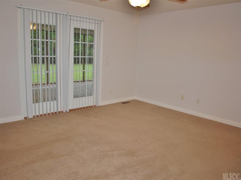 Property image 3 at 903 5th Street, Conover, NC 28613