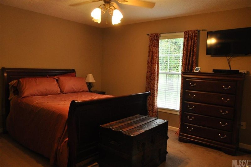 Property image 3 at 8264 Cedar Bark Street, Hickory, NC 28602