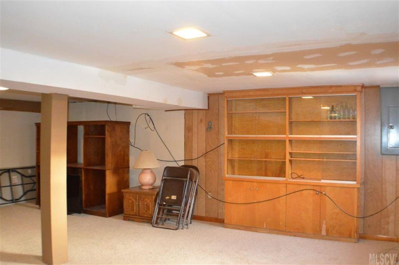 Property image 5 at 105 Deal Avenue, Conover, NC 28613