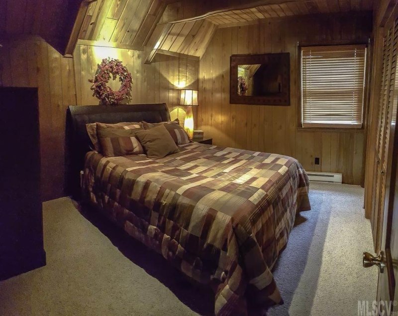 Property image 3 at 707 Pine Ridge Road, Beech Mountain, NC 28604