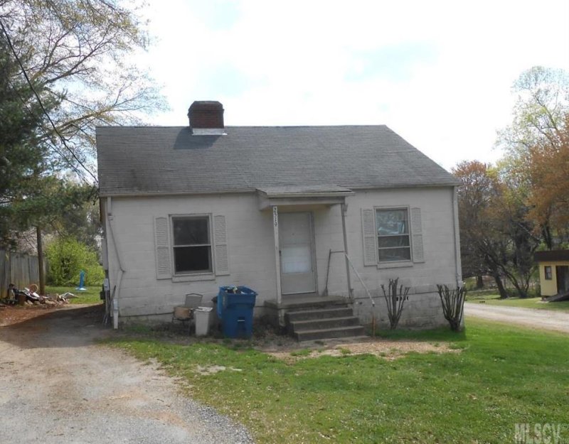 2519 25th Street Place