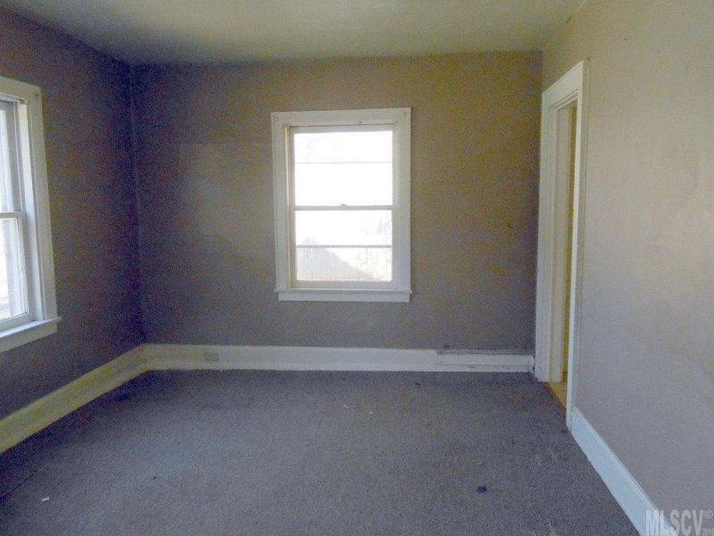 Property image 2 at 2519 25th Street Place, Hickory, NC 28602