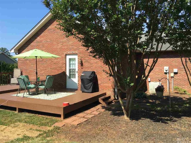 Property image 2 at 5042 Gateway Drive, Claremont, NC 28610