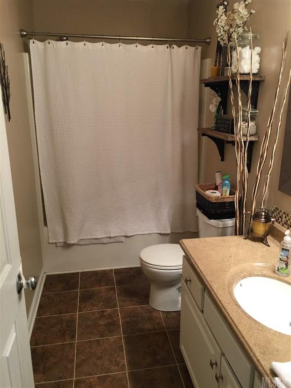 Property image 4 at 5042 Gateway Drive, Claremont, NC 28610