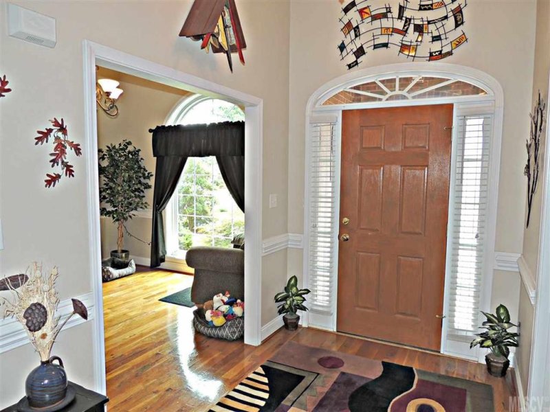 Property image 2 at 406 9th Avenue, Conover, NC 28613