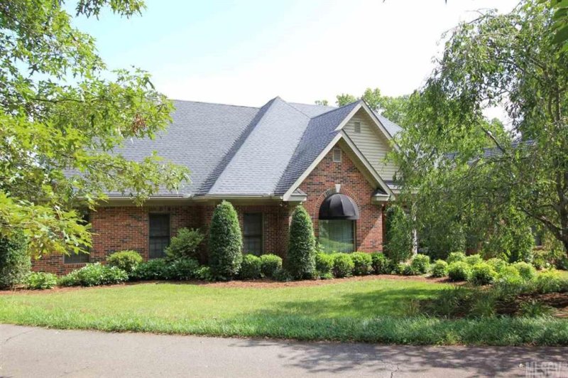 Property image 2 at 5158 Timberwood Lane, Hickory, NC 28602