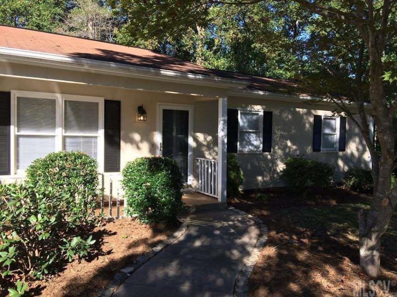 Property image 2 at 1554 Castell Lane, Hickory, NC 28601