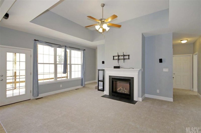 Property image 2 at 110 Homewood Lane, Statesville, NC 28625