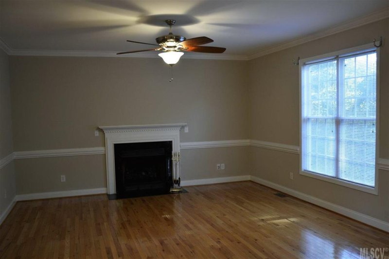 Property image 3 at 806 4th Street, Conover, NC 28613