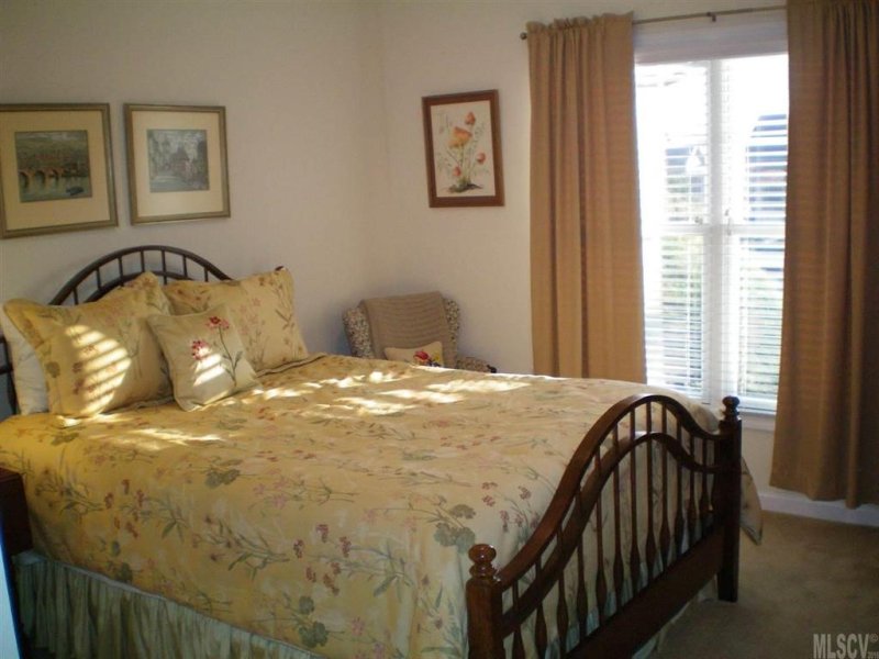 Property image 3 at 479d 26th Avenue, Hickory, NC 28601