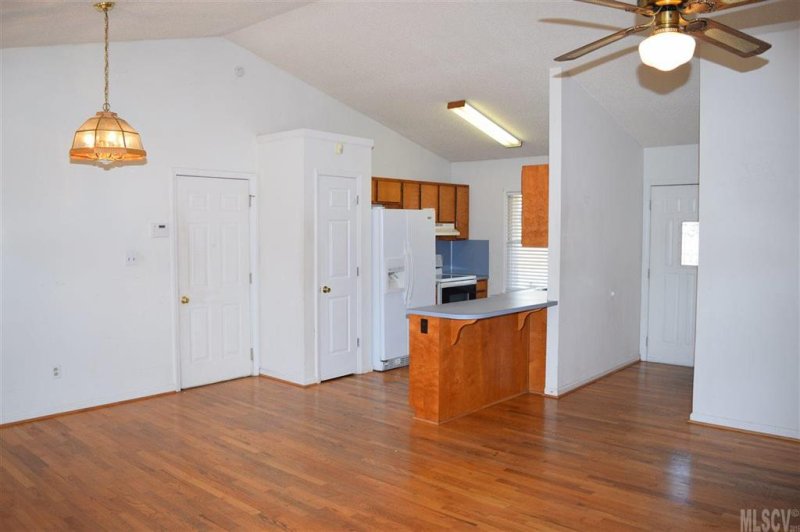 Property image 2 at 4739 33rd St Drive, Hickory, NC 28601