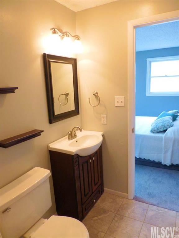 Property image 3 at 3462 Yorkland Drive, Hickory, NC 28601