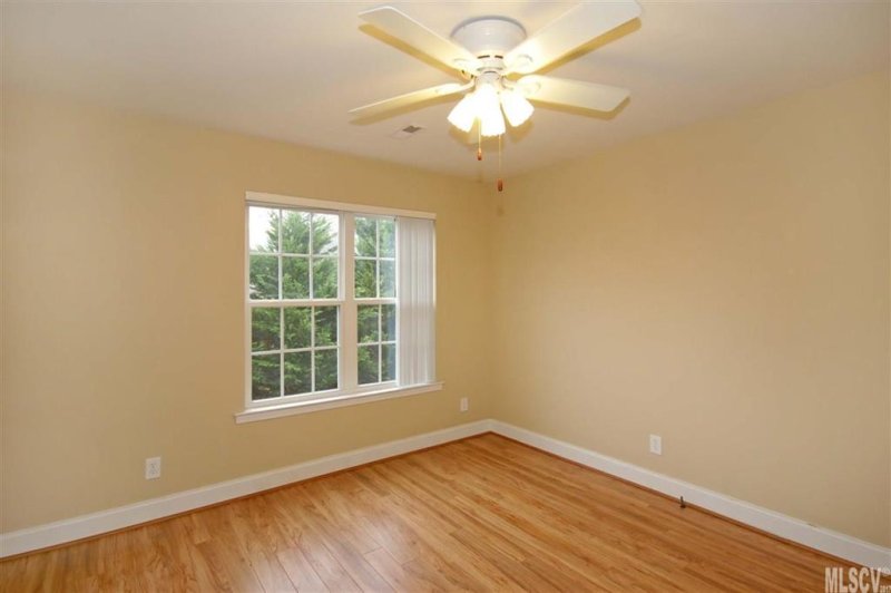 Property image 3 at 226 Bluegill Lane, Statesville, NC 28625