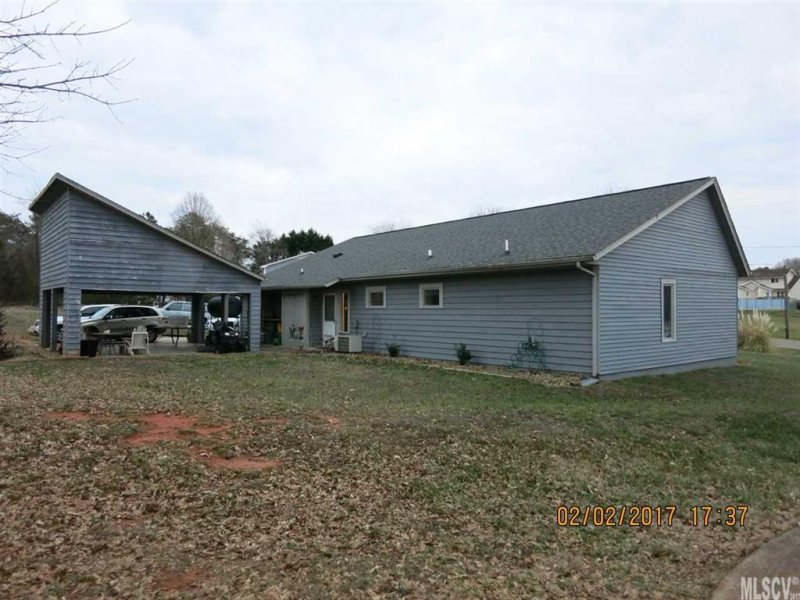 Property image 4 at 3351 47th Avenue Place, Hickory, NC 28601