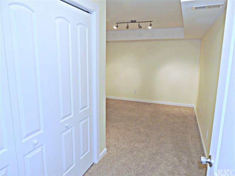 Property image 5 at 1609 Rayland Drive, Hickory, NC 28601