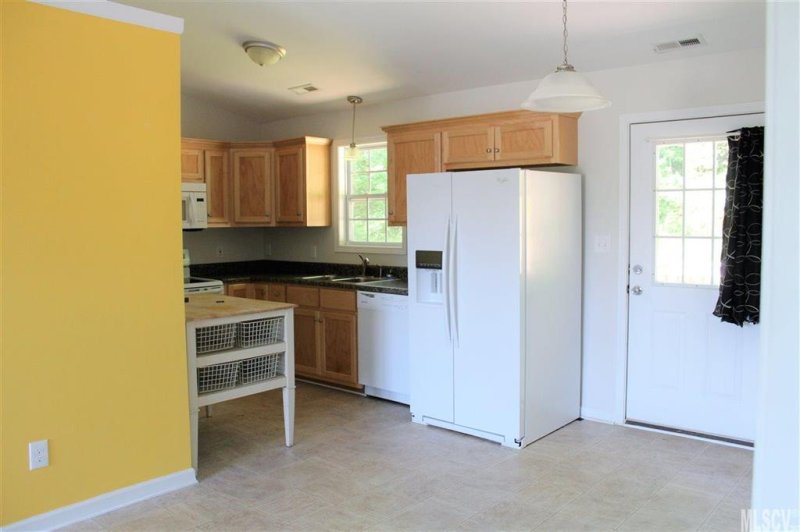 Property image 2 at 609 White Oak Circle, Lenoir, NC 28645