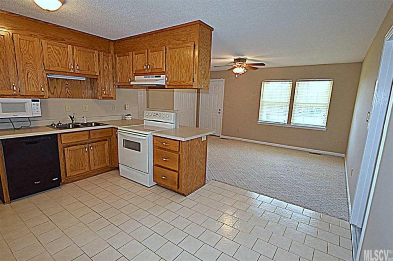 Property image 4 at 835 Crystal Spring Drive, Lincolnton, NC 28092