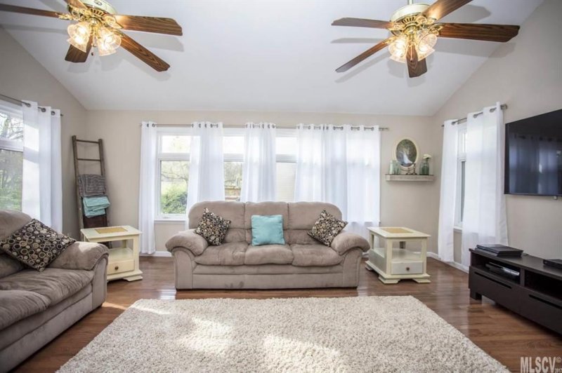 Property image 3 at 2940 5th Street Place, Hickory, NC 28601