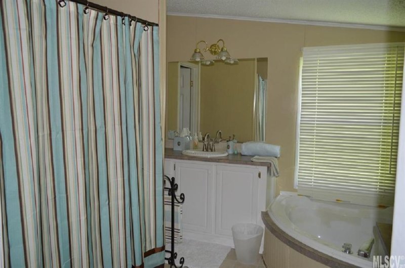 Property image 5 at 6804 Knottywood Lane, Vale, NC 28168