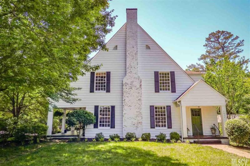 Property image 2 at 1051 14th Avenue Drive, Hickory, NC 28601