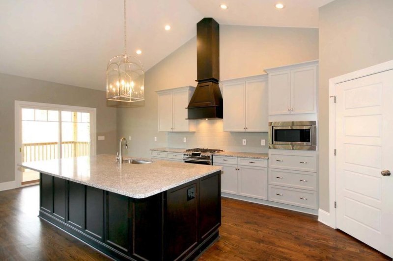 Property image 3 at 3901 12th Street, Hickory, NC 28601