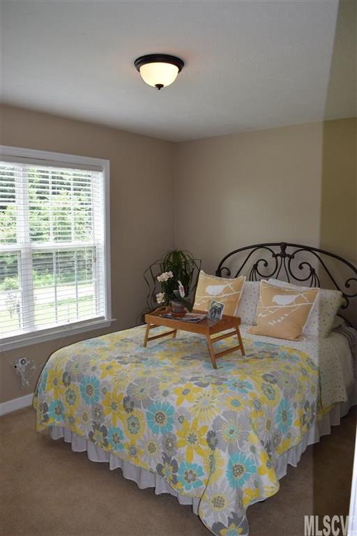 Property image 4 at 2483 Harvest Drive, Hickory, NC 28601